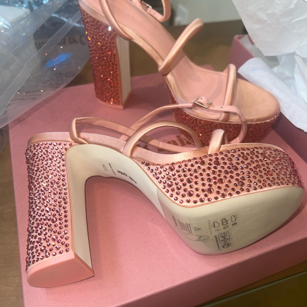 Elegant Pink Strappy Heels with Rhinestones